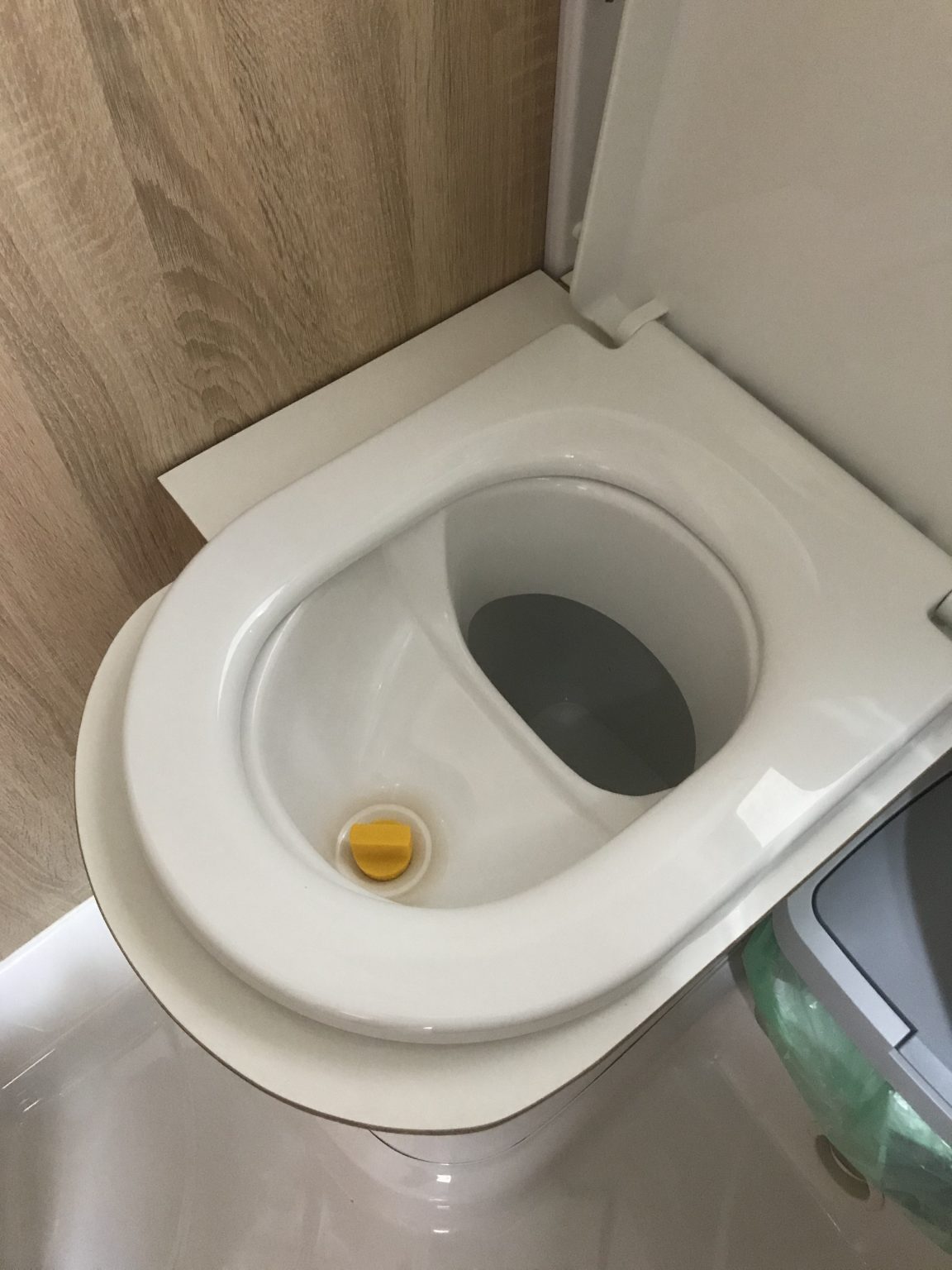 DIY Trenntoilette im Clever Kastenwagen anteasern / TLF#19 | wohn-blogger